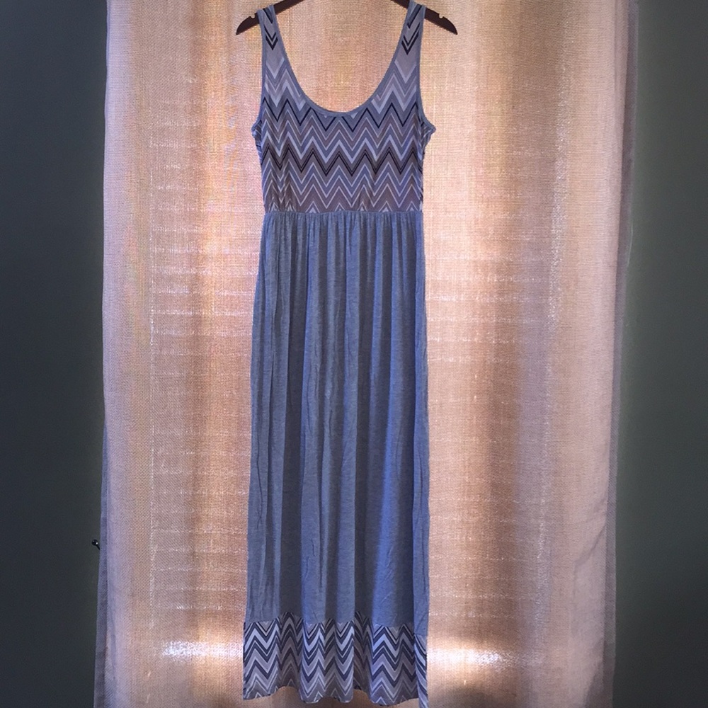 Gray chevron maxi